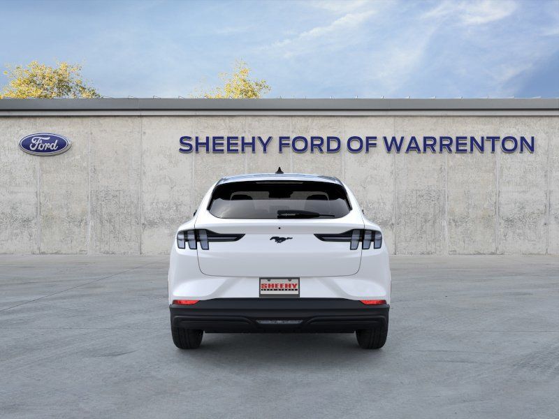 New 2026 Star White Metallic Tri-coat Ford Premium image 6