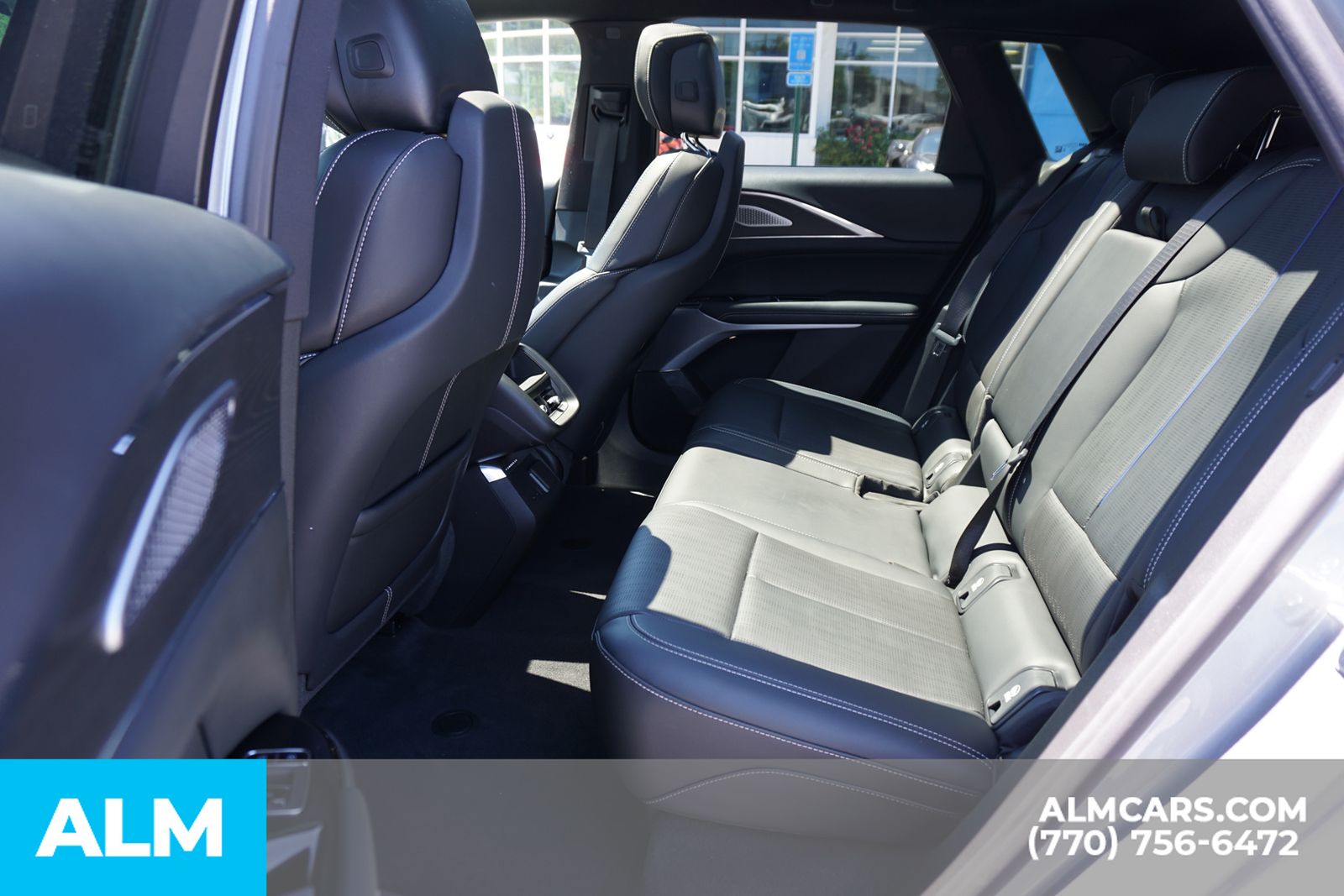 Used 2024 Silver Cadillac Luxury image 23