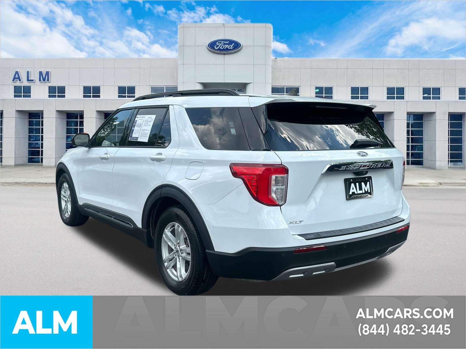 Used 2023 Oxford White Ford XLT image 8