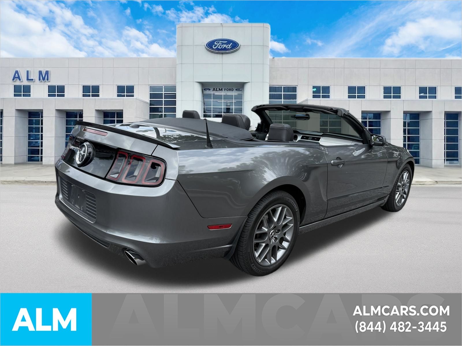 Used 2014 Gray Ford V6 Premium image 5