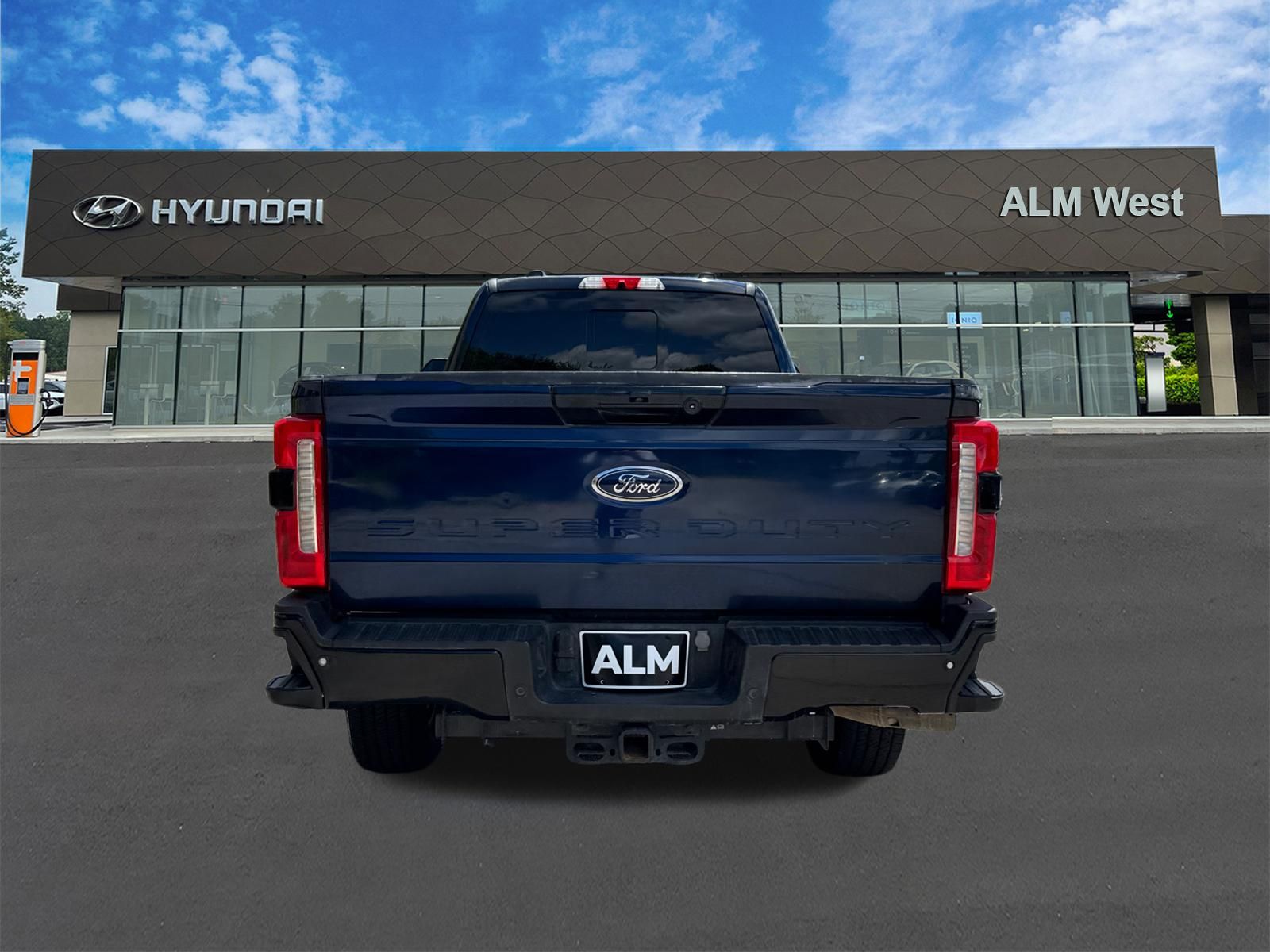 Used 2024 Blue Ford Lariat image 6