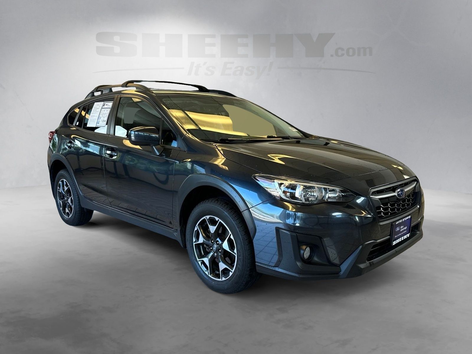 Used 2019 Dark Gray Metallic Subaru 2.0i Premium image 2
