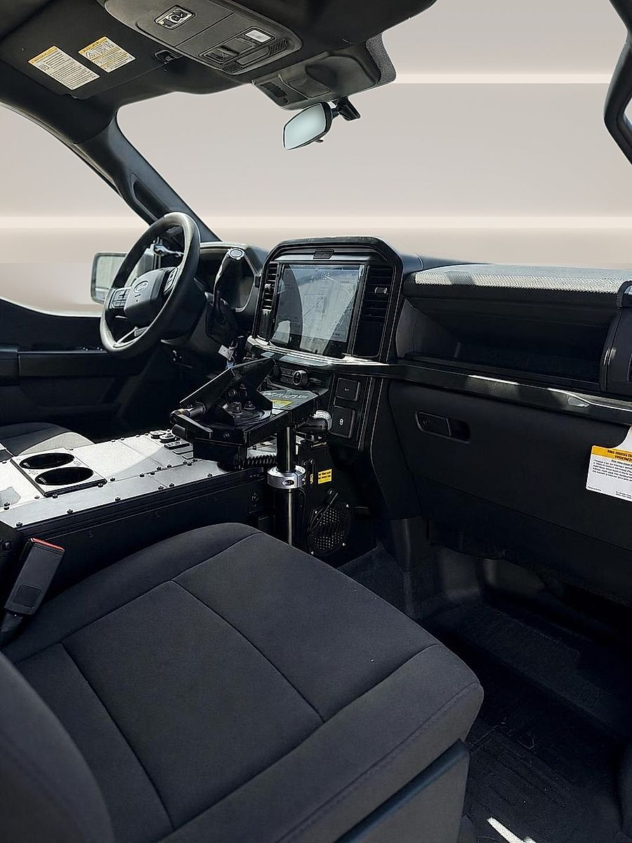 2025 Ford F-150 Police Responder - Photo 7