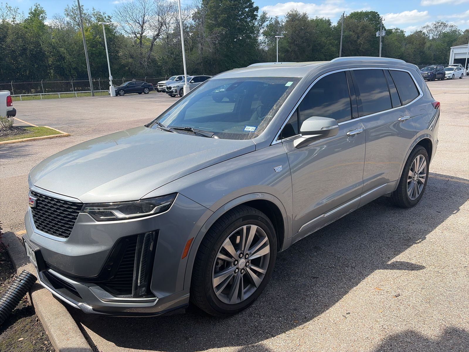 Argent Silver Metallic 2024 Cadillac XT6 Premium Luxury FWD SUV / Crossover Front-Wheel Drive 9-Speed Automatic