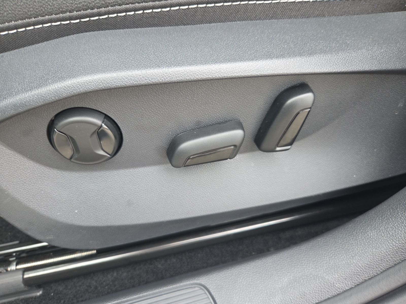 used 2025 Volkswagen Taos car, priced at $29,273