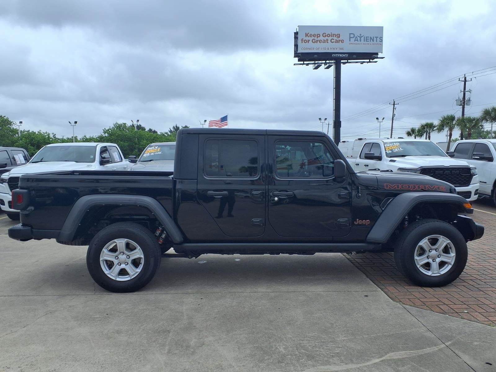 2022 Jeep Gladiator Mojave Black at DeMontrond Auto Country