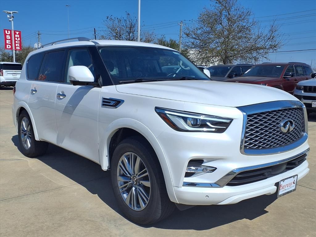 2023 INFINITI QX80 LUXE - 2