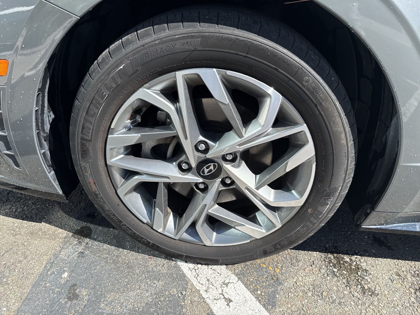 Used 2023 Gray Hyundai SEL image 15