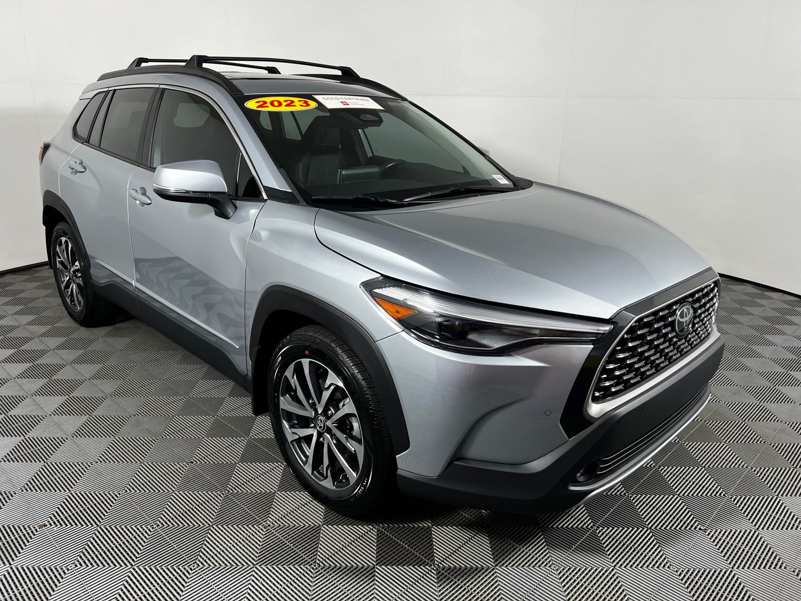 Thumbnail: 2023 Toyota Corolla Cross - 3