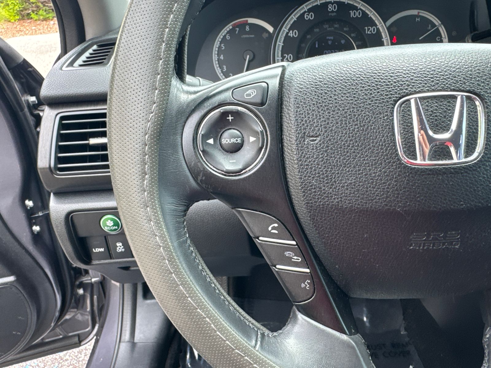 Used 2015  Honda EX-L image 24