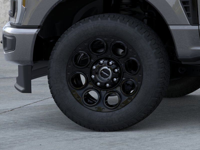 New 2026 Carbonized Gray Metallic Ford XLT image 19