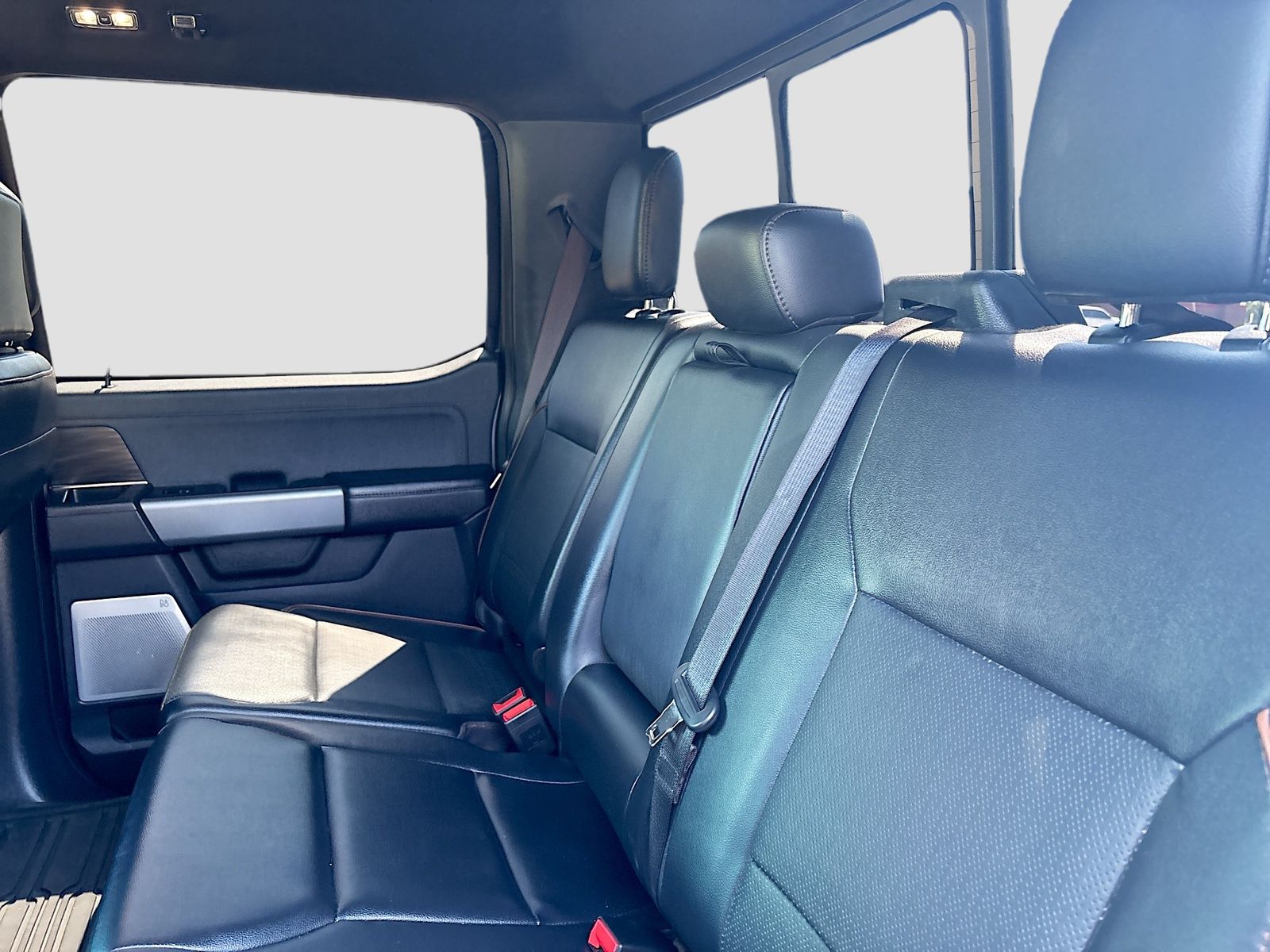 Used 2024 Gray Ford Lariat image 25