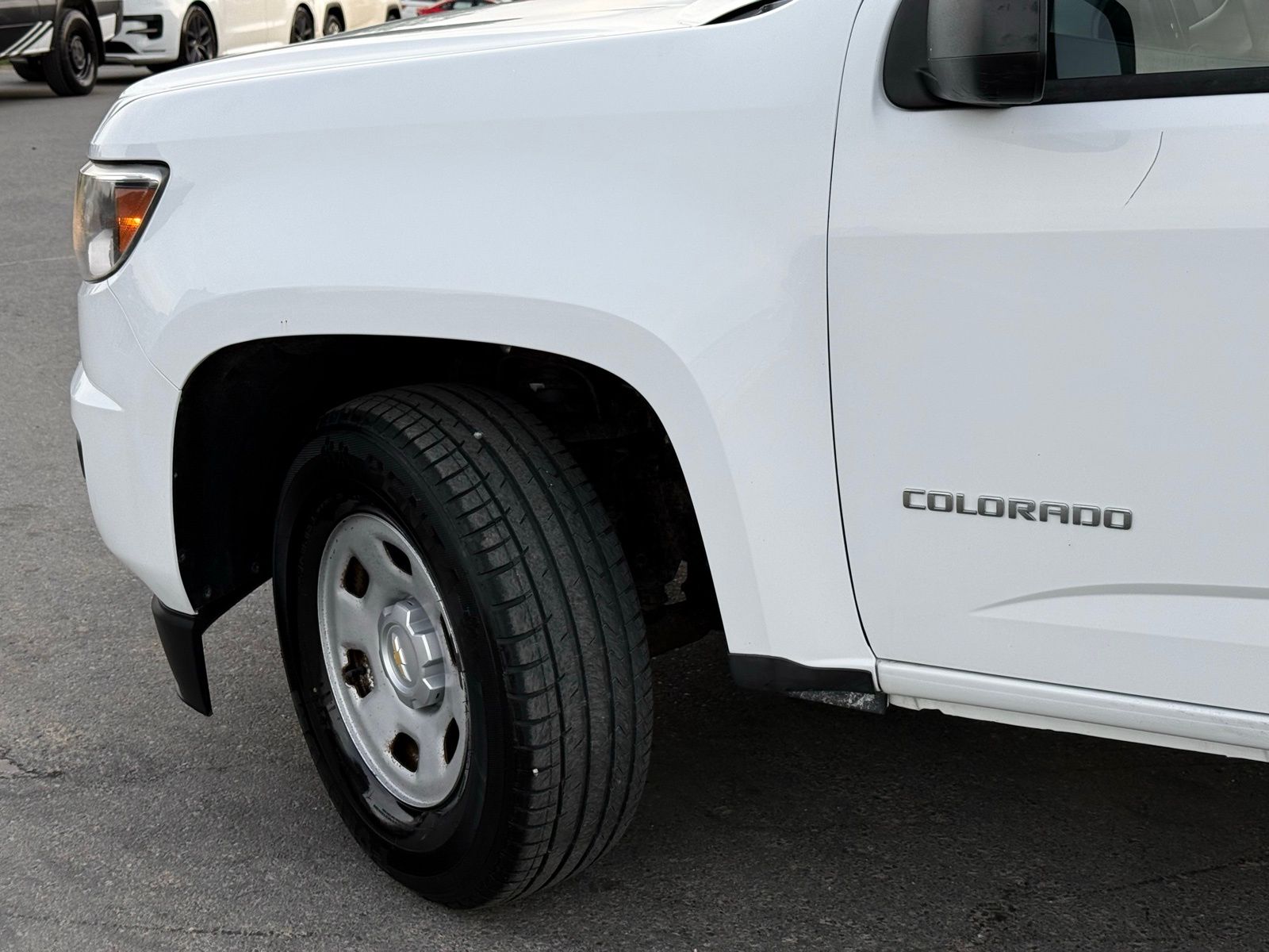 View vehicle photo 5