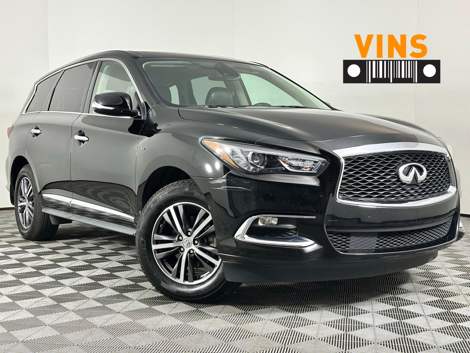 2019 INFINITI QX60 PURE AWD's photo