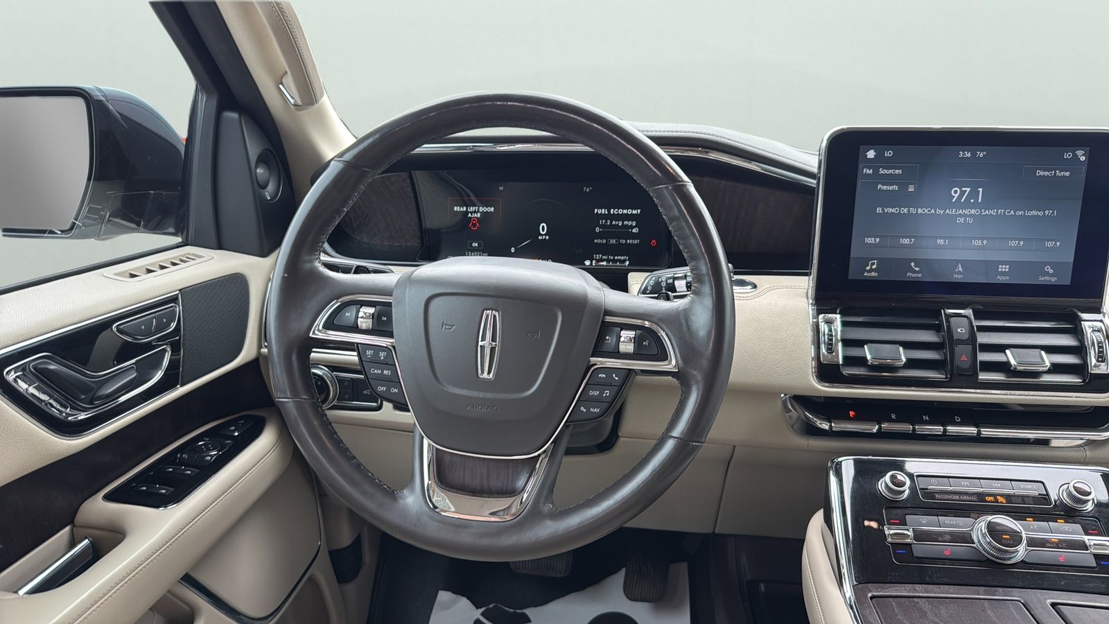 Used Car 2018 Lincoln Navigator  Select For Sale Under $25,000 In Austin, Texas