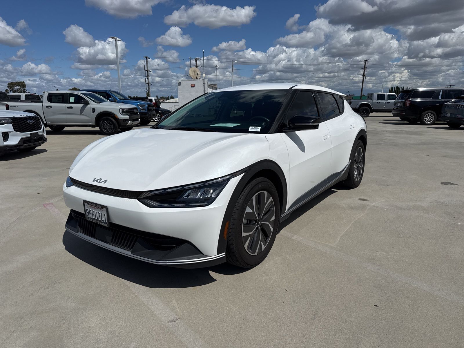 Snow White Pearl 2024 Kia EV6 Light RWD SUV / Crossover Rear-Wheel Drive 1-Speed Automatic