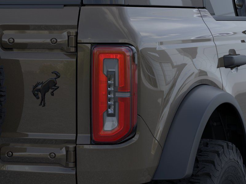 New 2026 Marsh Gray Ford Badlands image 23