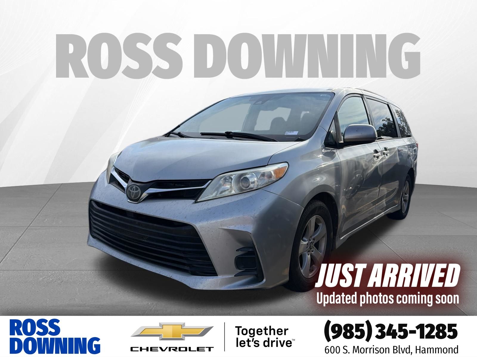  2019 Toyota Sienna LE 7-Passenger FWD with Auto-Access Seat   