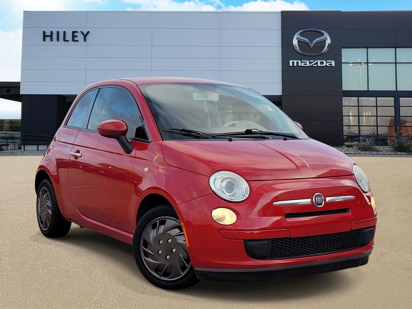 Rosso (Red) 2013 FIAT 500 Pop Hatchback Front-Wheel Drive 5-Speed Manual