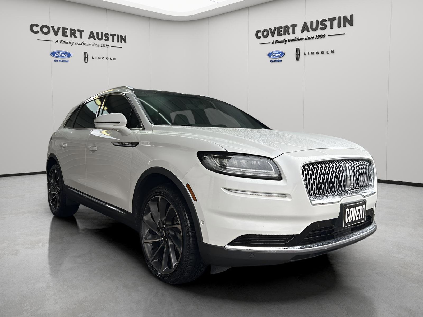 Used Car 2022 Lincoln Nautilus  Reserve For Sale Under $40,000 In Austin, Texas