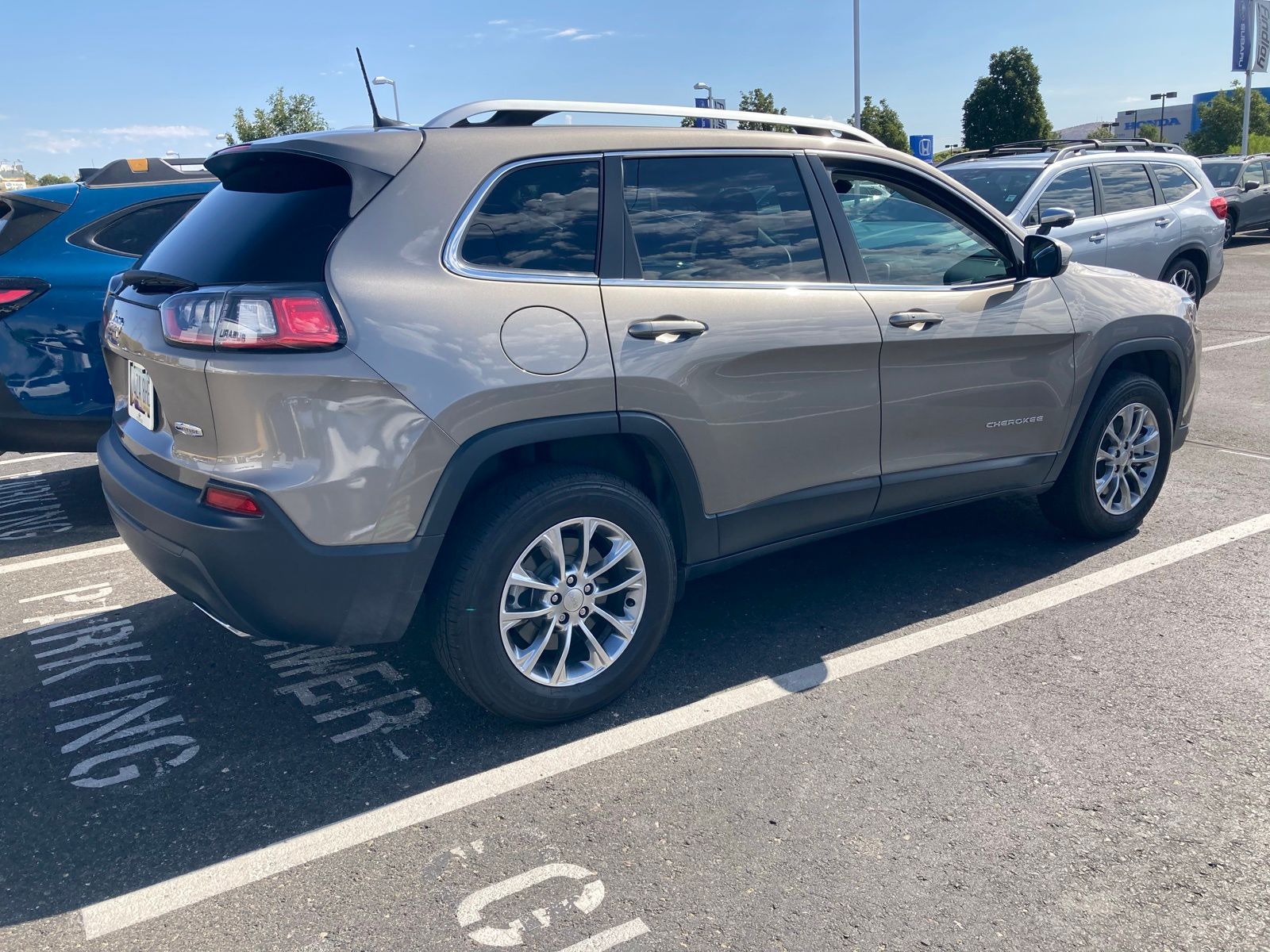 2019 Jeep Cherokee Latitude Plus 3