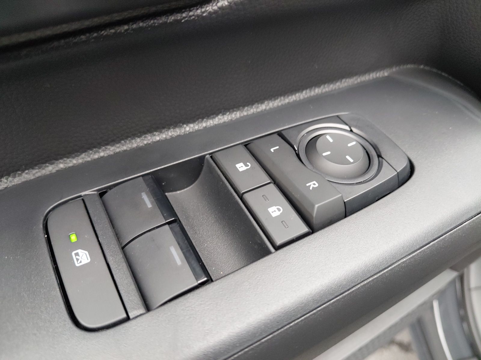 new 2025 Toyota Tacoma car, priced at $38,014