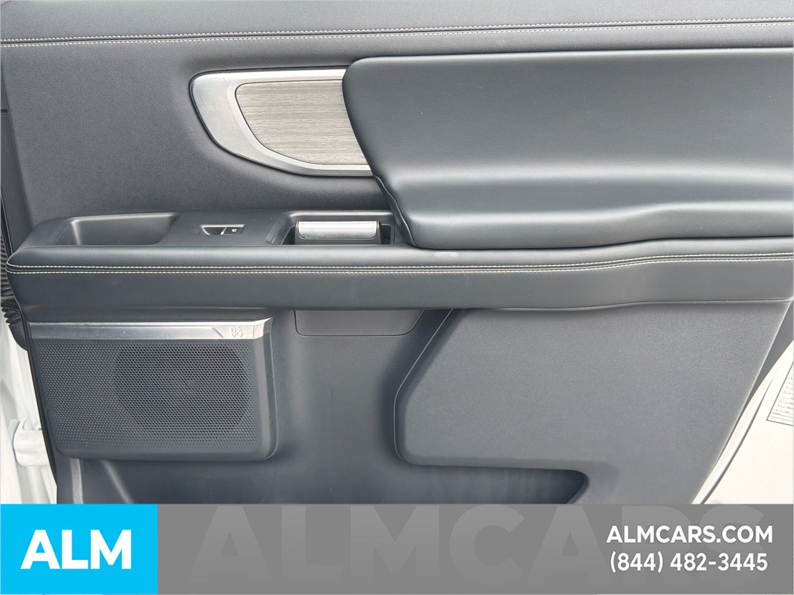 Used 2025 White Ford Platinum image 18