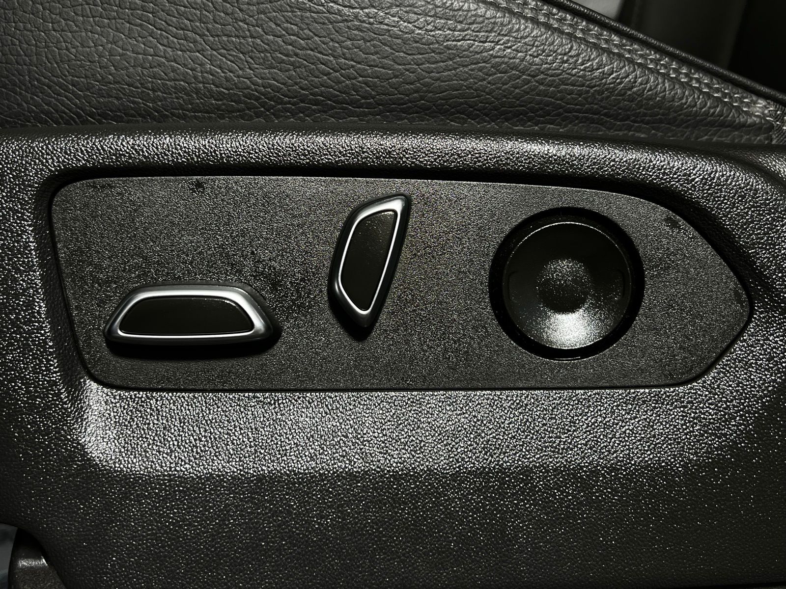 Thumbnail: 2023 GMC Sierra 1500 - 13