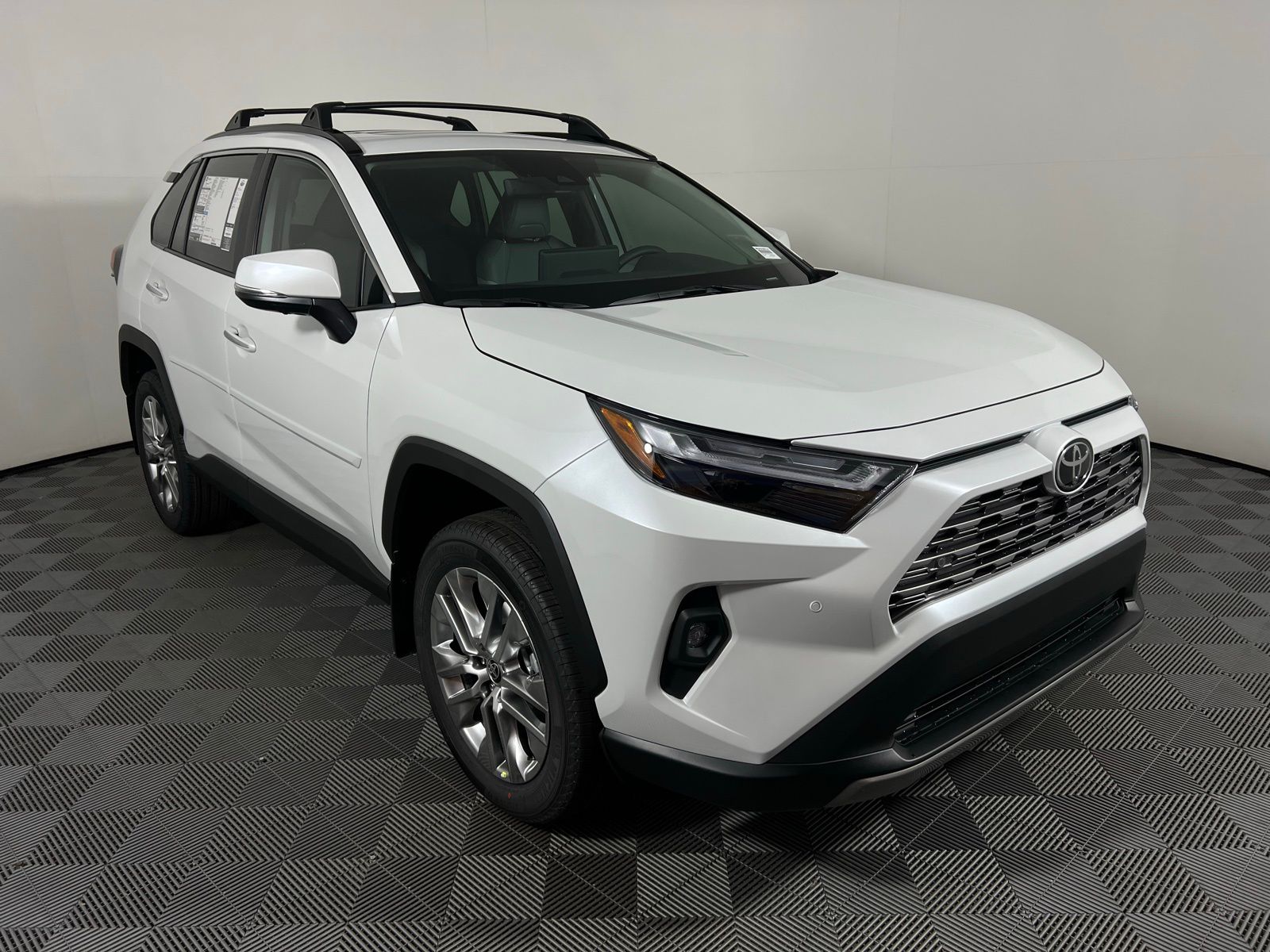 Thumbnail: 2025 Toyota RAV4 - 3