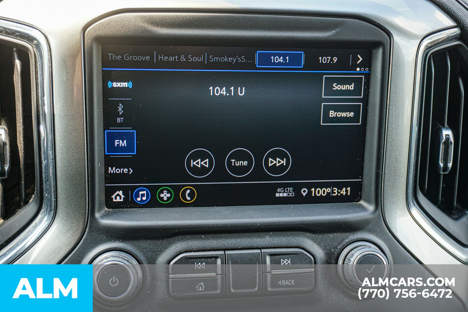 Used 2021 Gray Chevrolet LT image 38