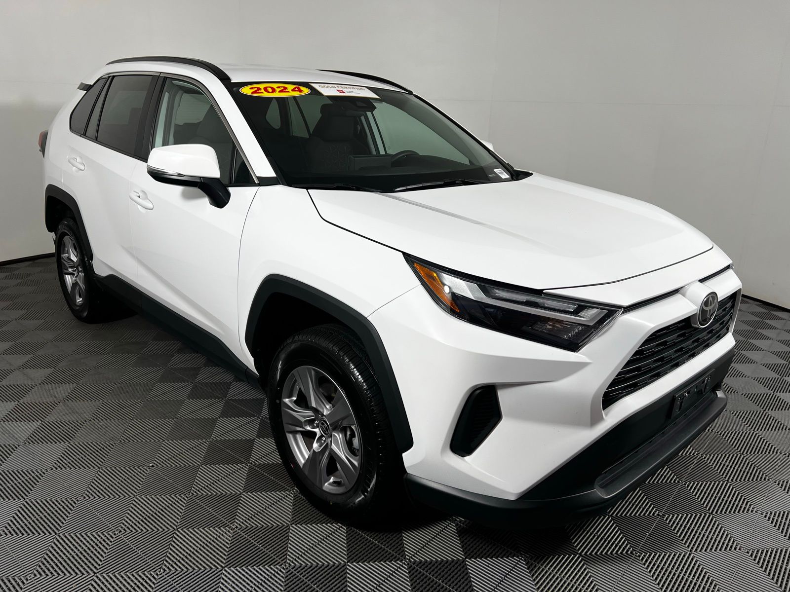 Thumbnail: 2024 Toyota RAV4 - 3