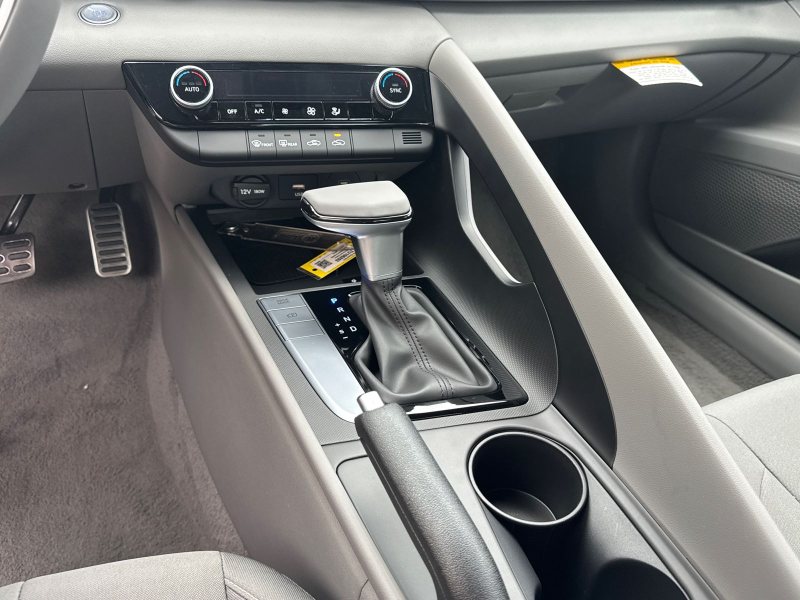 New 2026 White Hyundai SEL Sport image 31