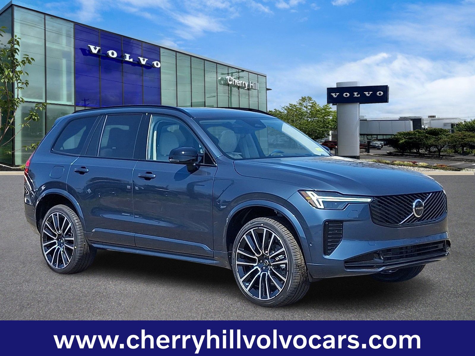 Denim Blue Metallic 2026 Volvo XC90 B6 Ultra Dark 7-Passenger AWD SUV / Crossover All-Wheel Drive Automatic