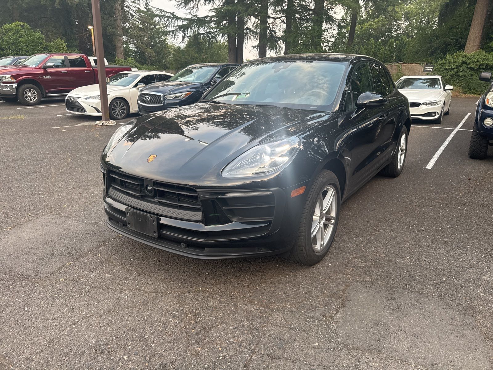 2024 Porsche Macan Base