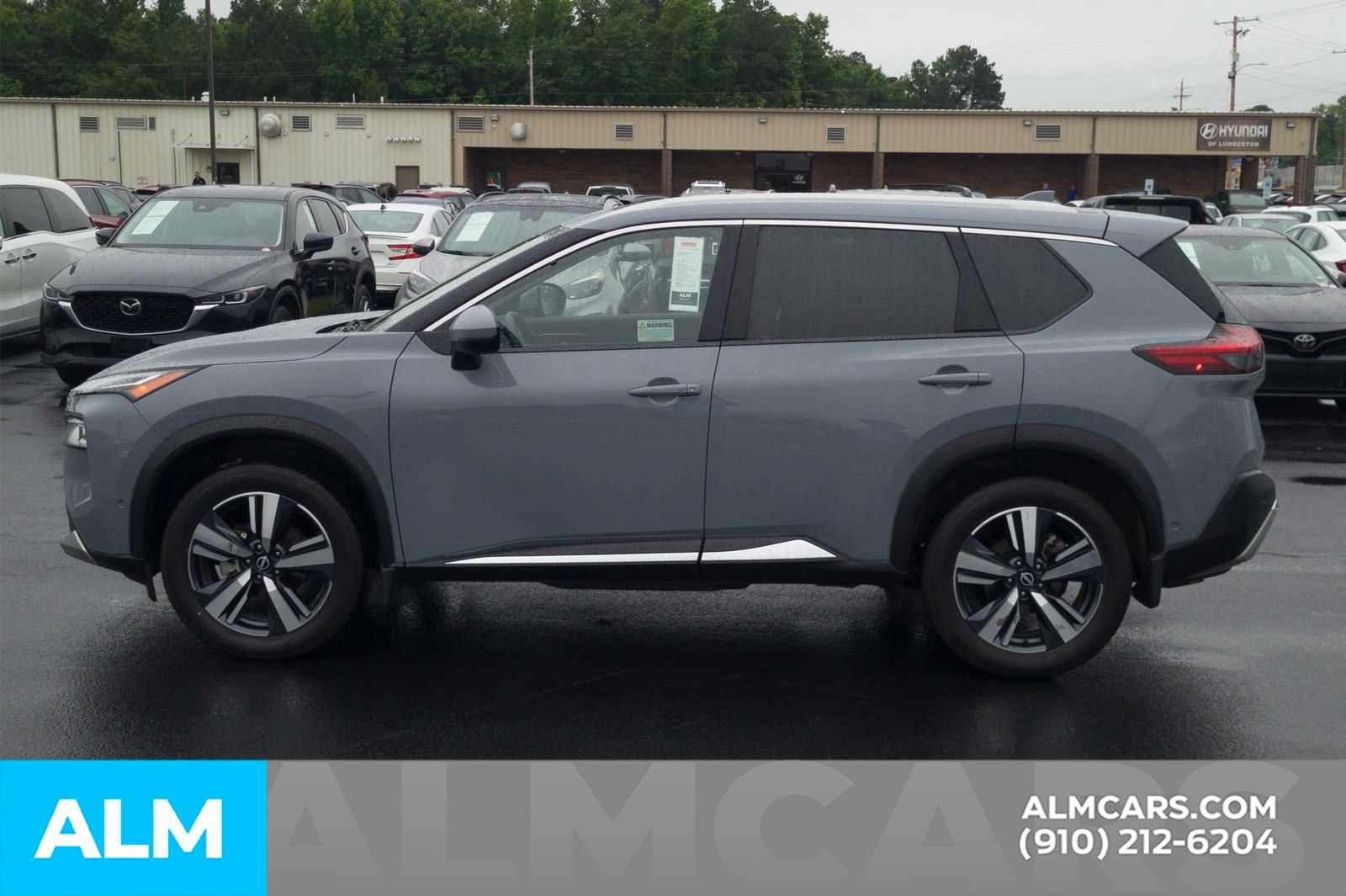 2023 Nissan Rogue Platinum photo 10