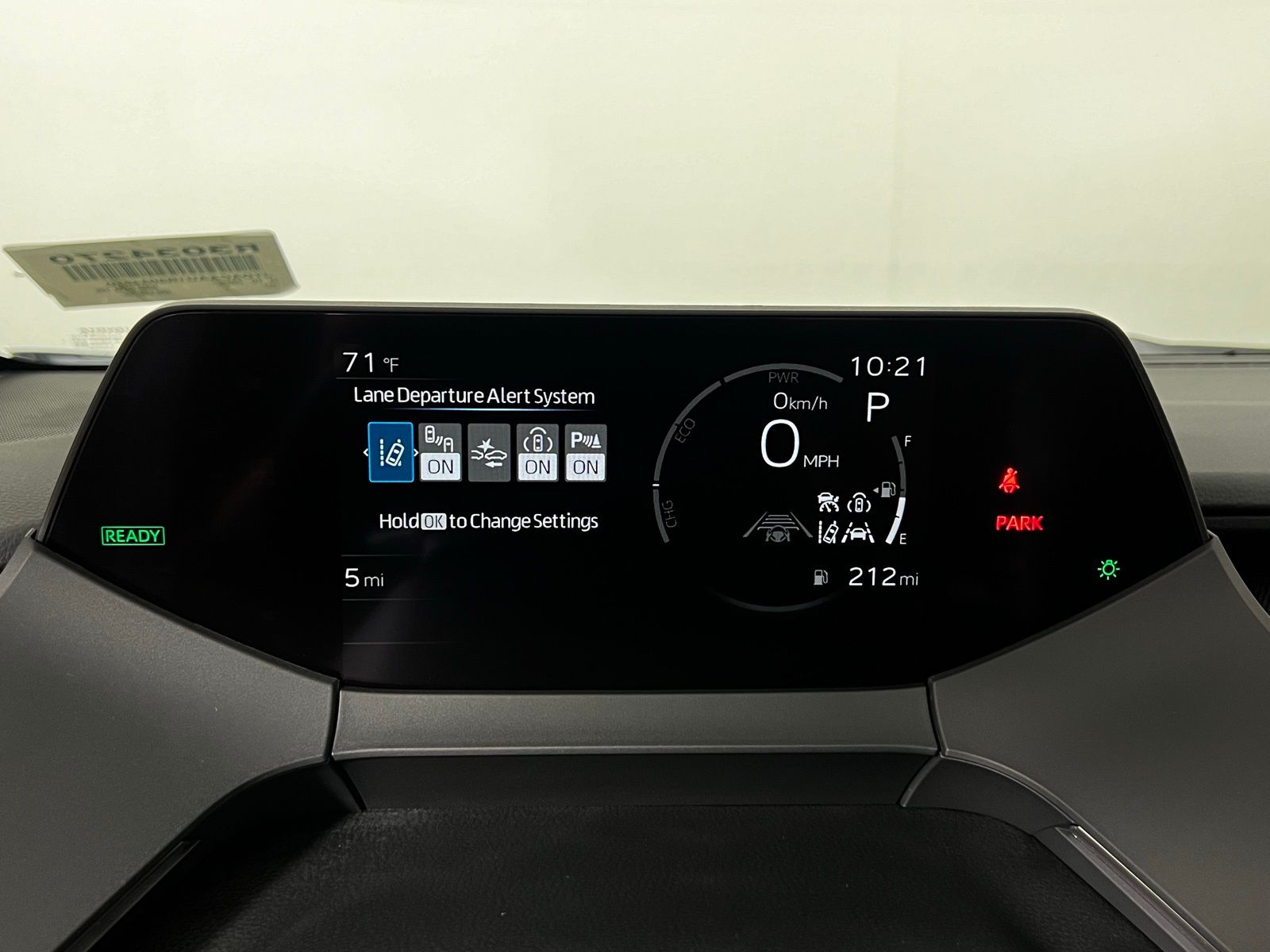 2025 Toyota Prius Limited 14