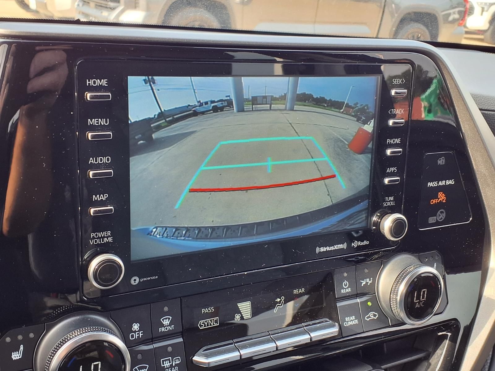 2022 Toyota Highlander Hybrid Bronze Edition Beige at Toyota of Victoria