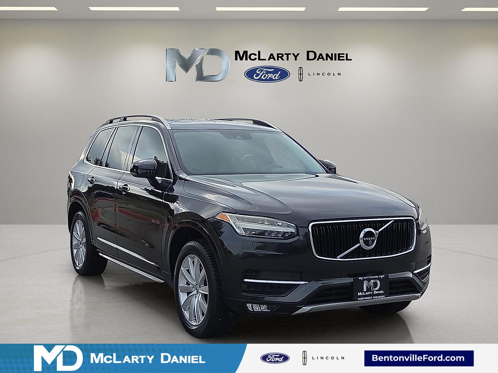 Onyx Black Metallic 2016 Volvo XC90 SUV / Crossover All-Wheel Drive Automatic