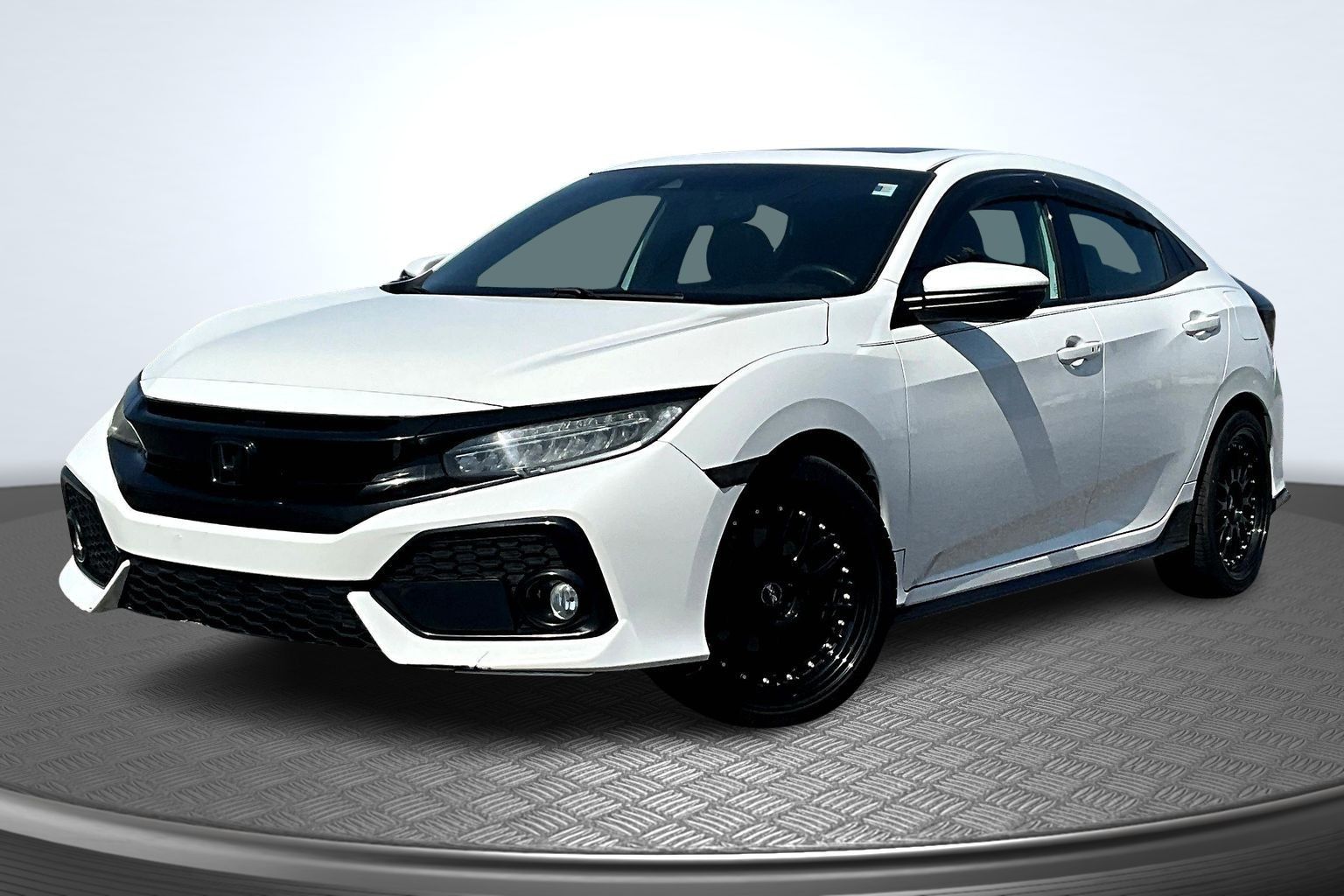 White 2017 Honda Civic Hatchback Hatchback Front-Wheel Drive Continuously Variable Transmission