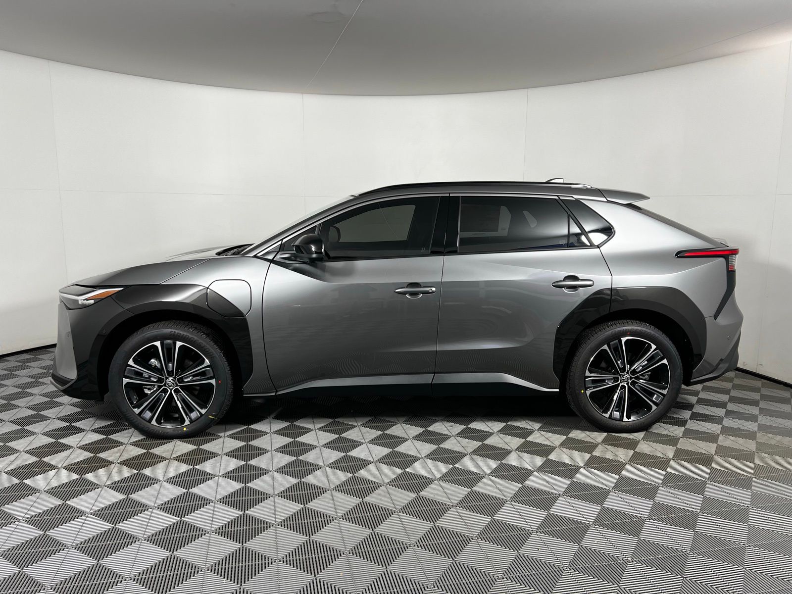 Thumbnail: 2026 Toyota bZ - 8