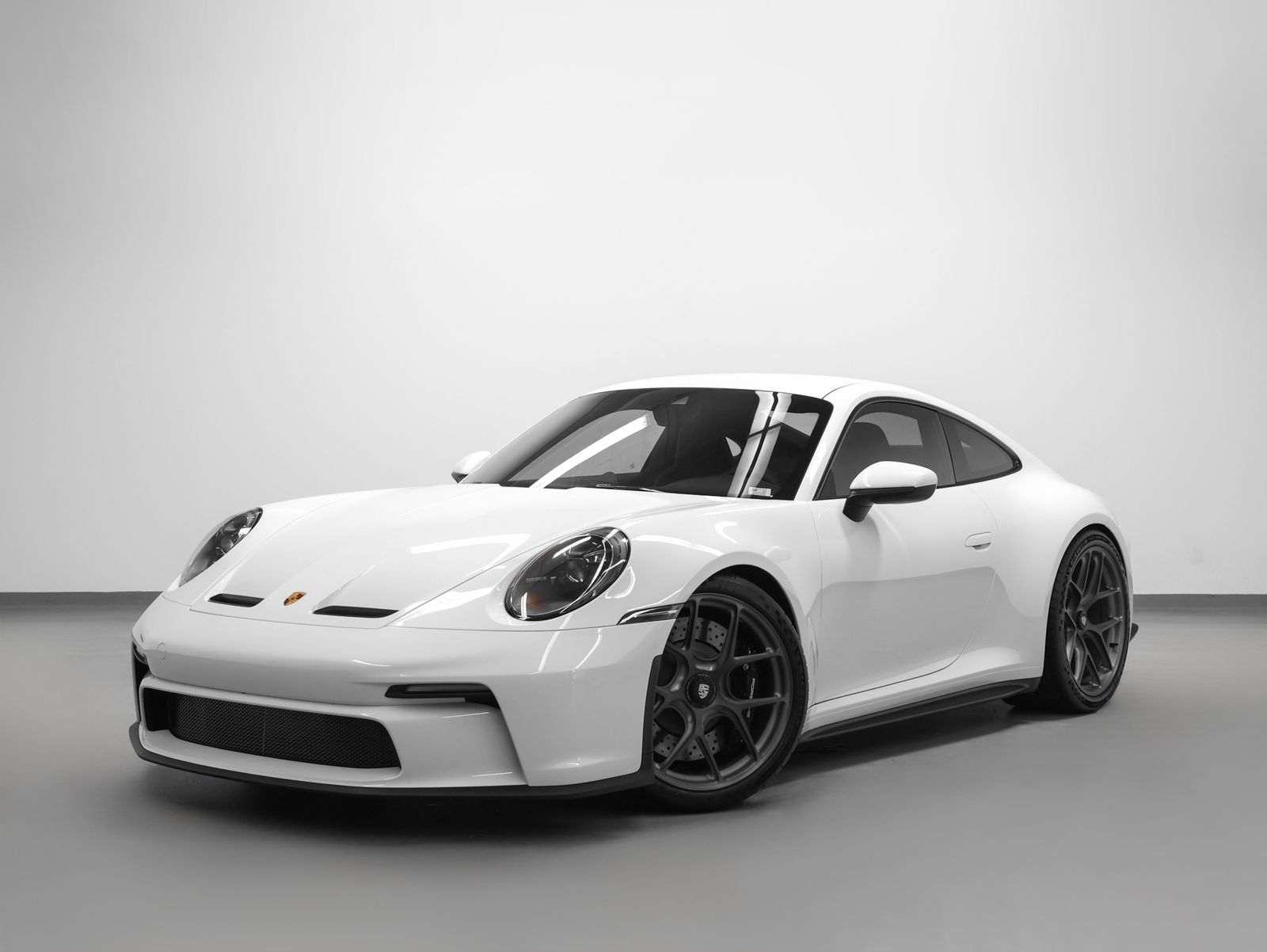 Carrara White Metallic 2023 Porsche 911 Coupe Rear-Wheel Drive 6-Speed Manual