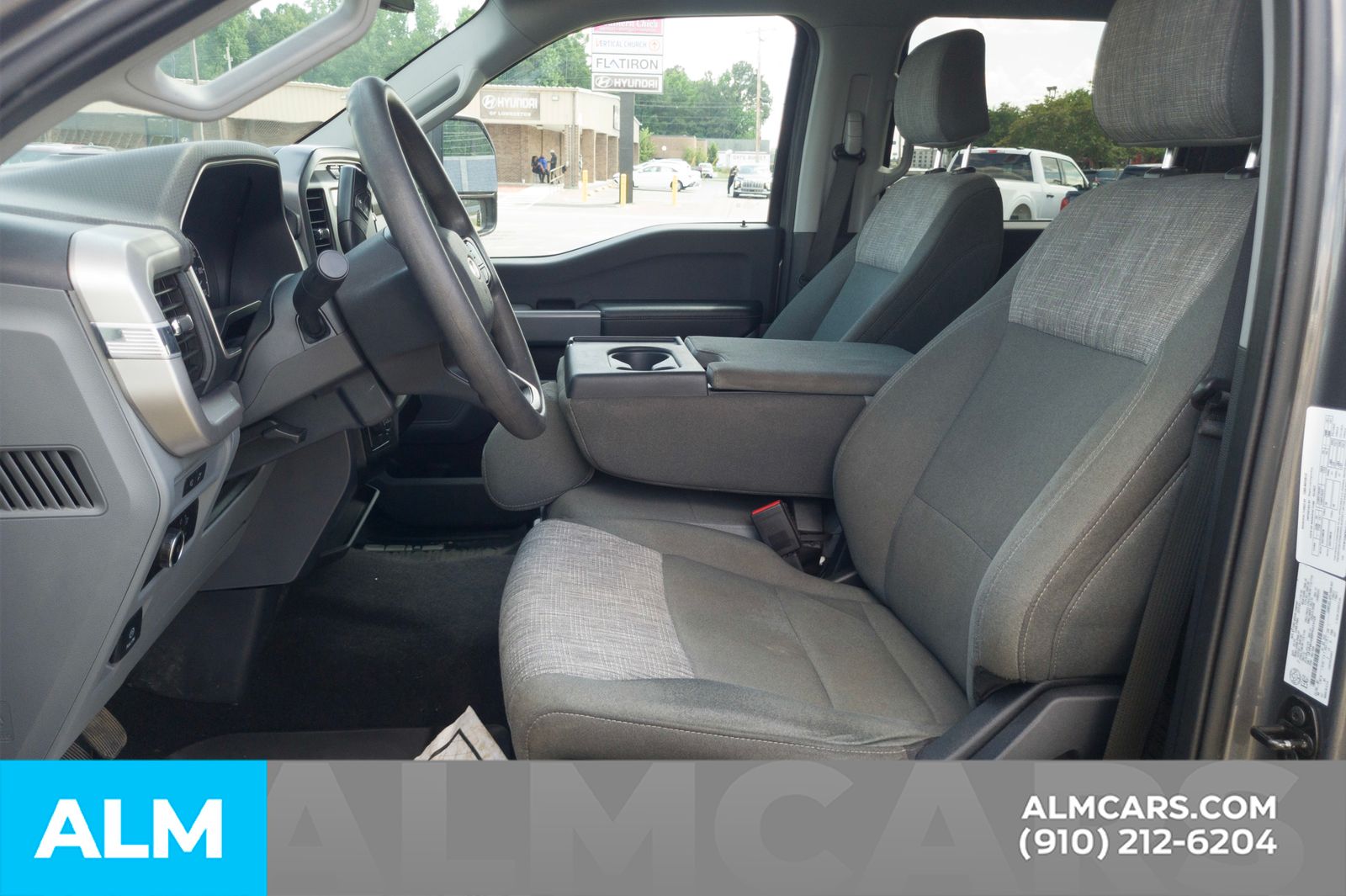 Used 2023  Ford XLT image 17