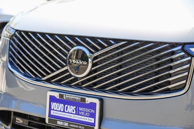 2026 Volvo XC90 Plus - Photo 9