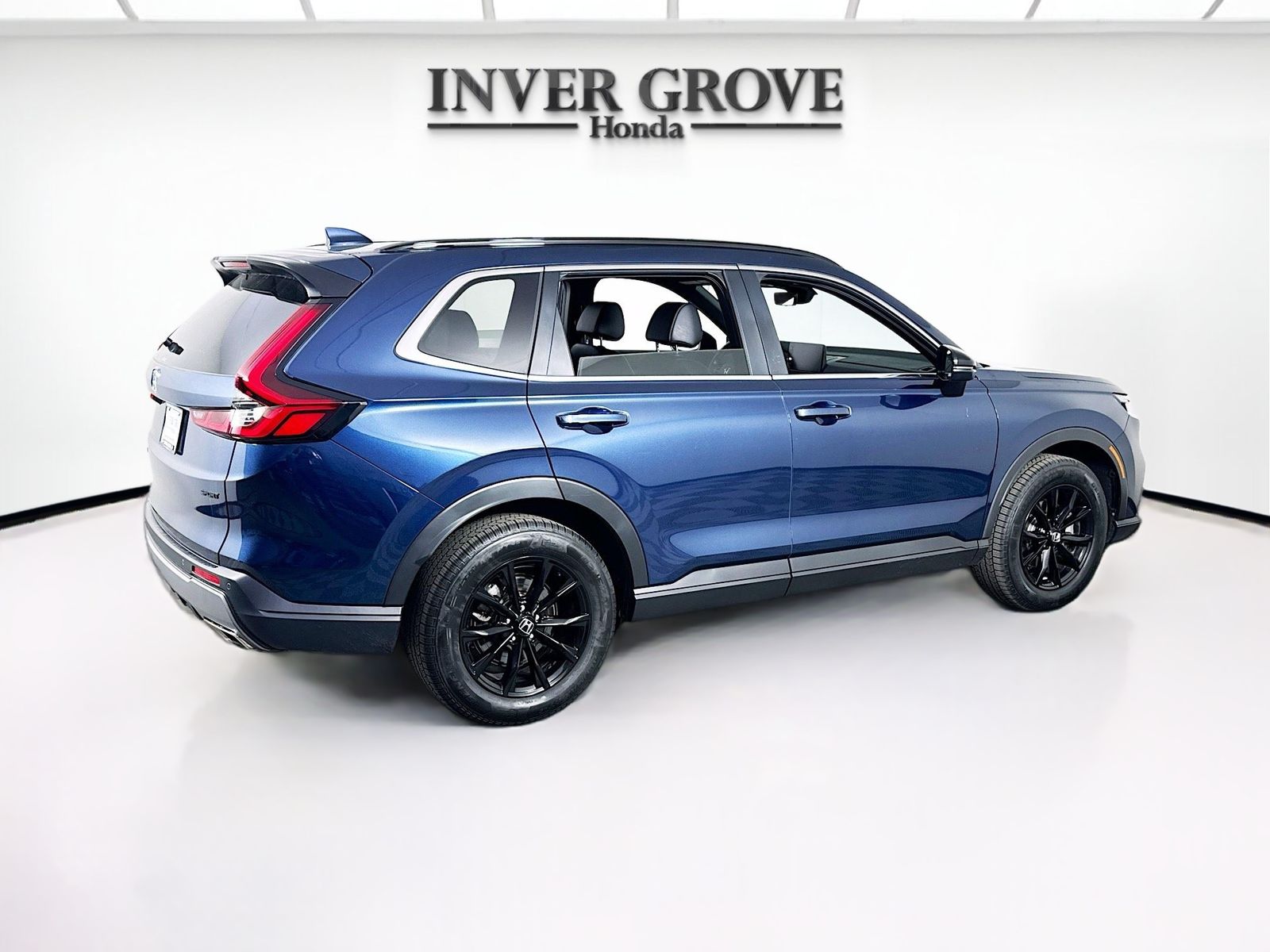 View vehicle photo 5