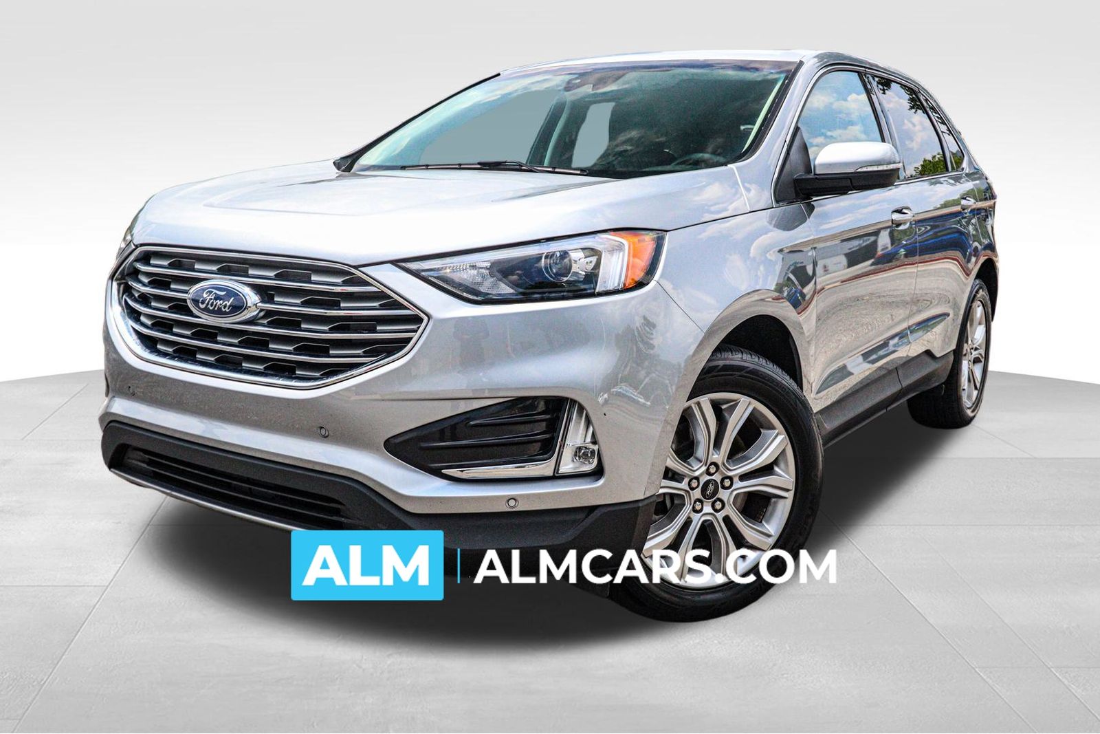 2024 Ford Edge Titanium's photo