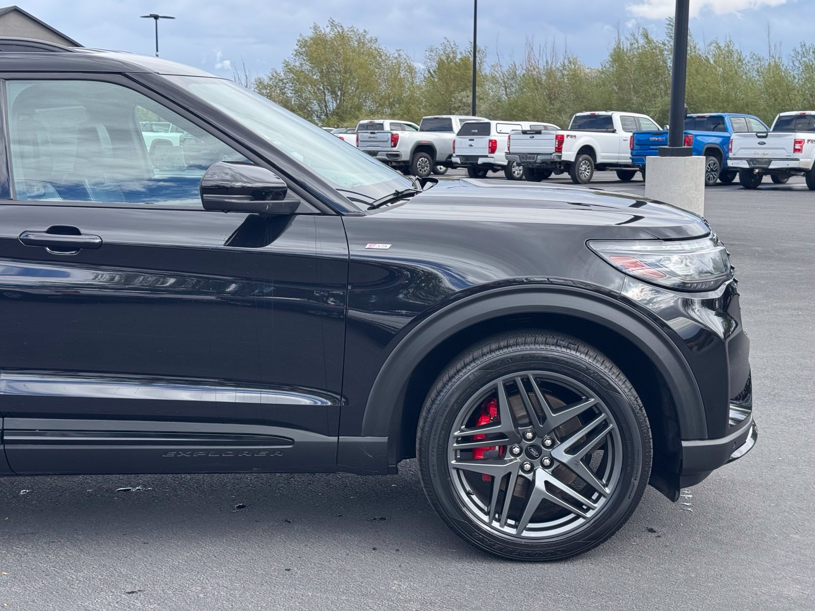 Used 2025 Ford Explorer SUV