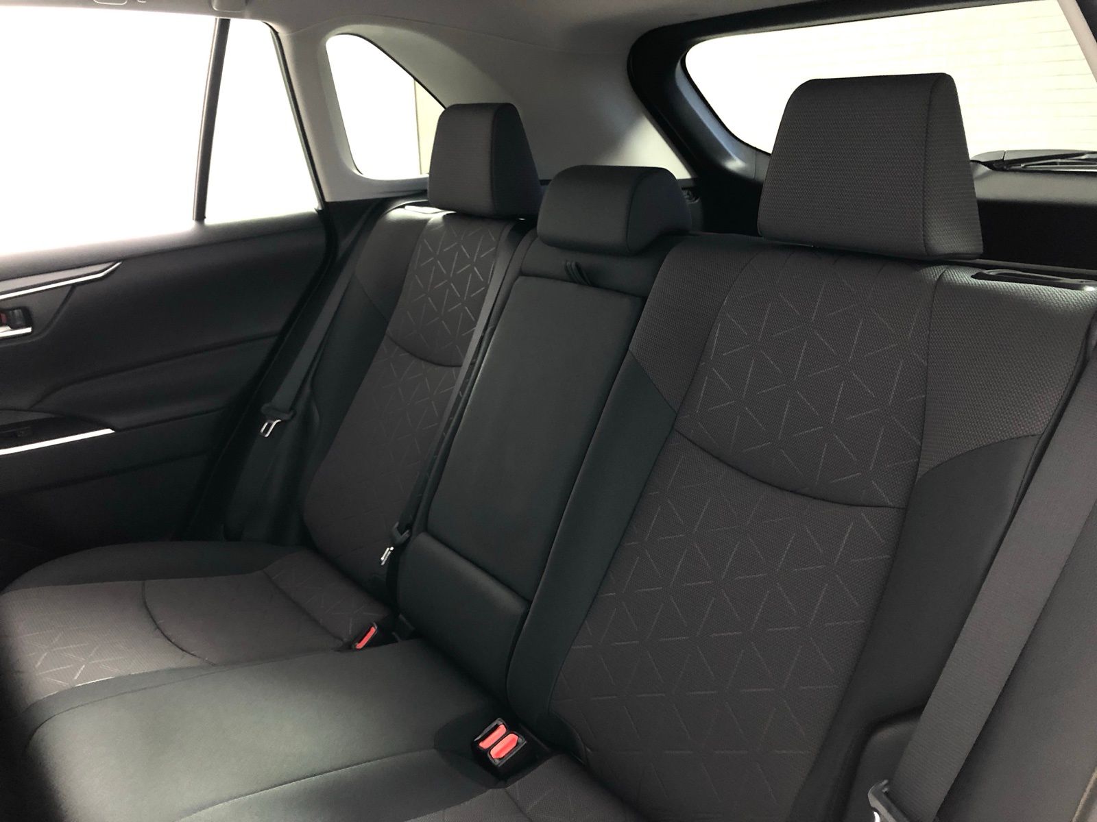 2025 Toyota RAV4 XLE 20