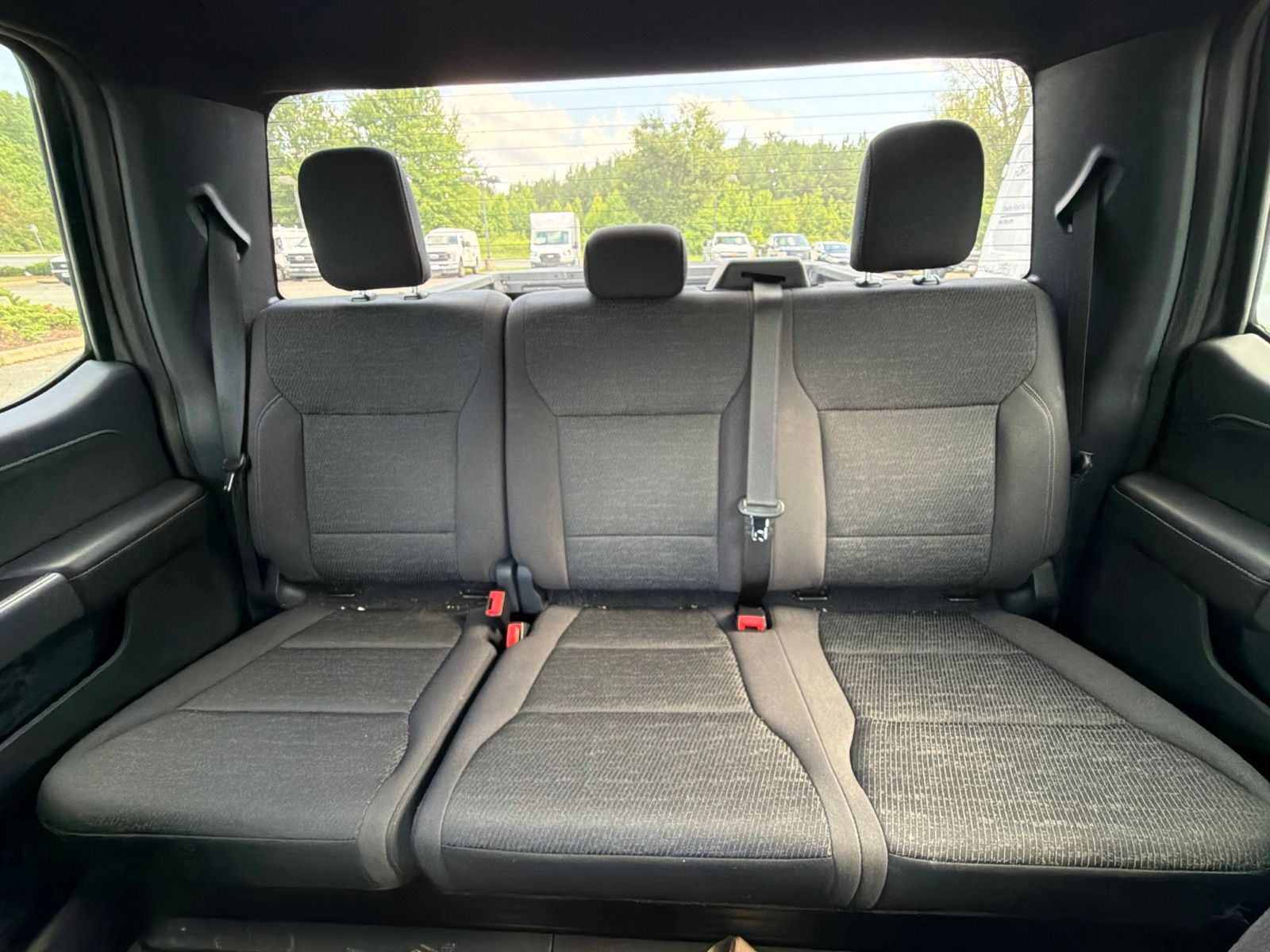 Used 2025 Carbonized Gray Metallic Ford XLT image 31