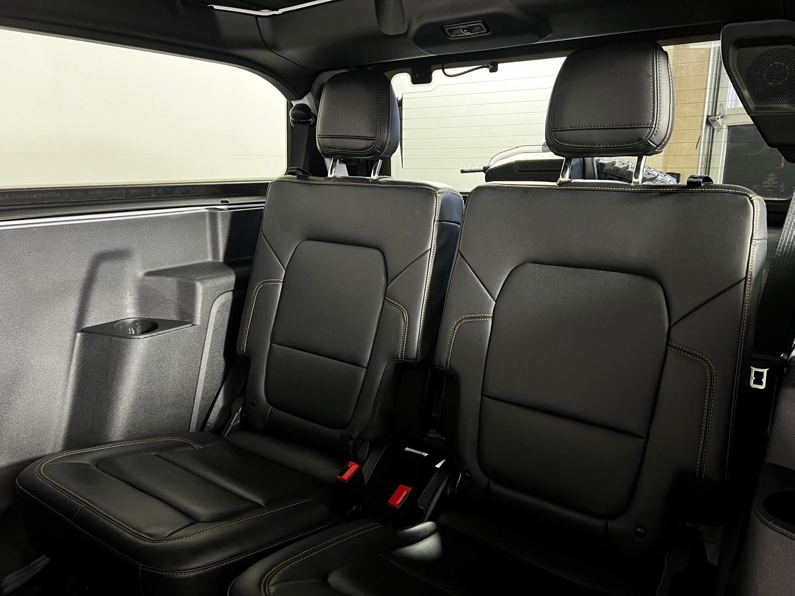 Thumbnail: 2022 Ford Bronco - 22