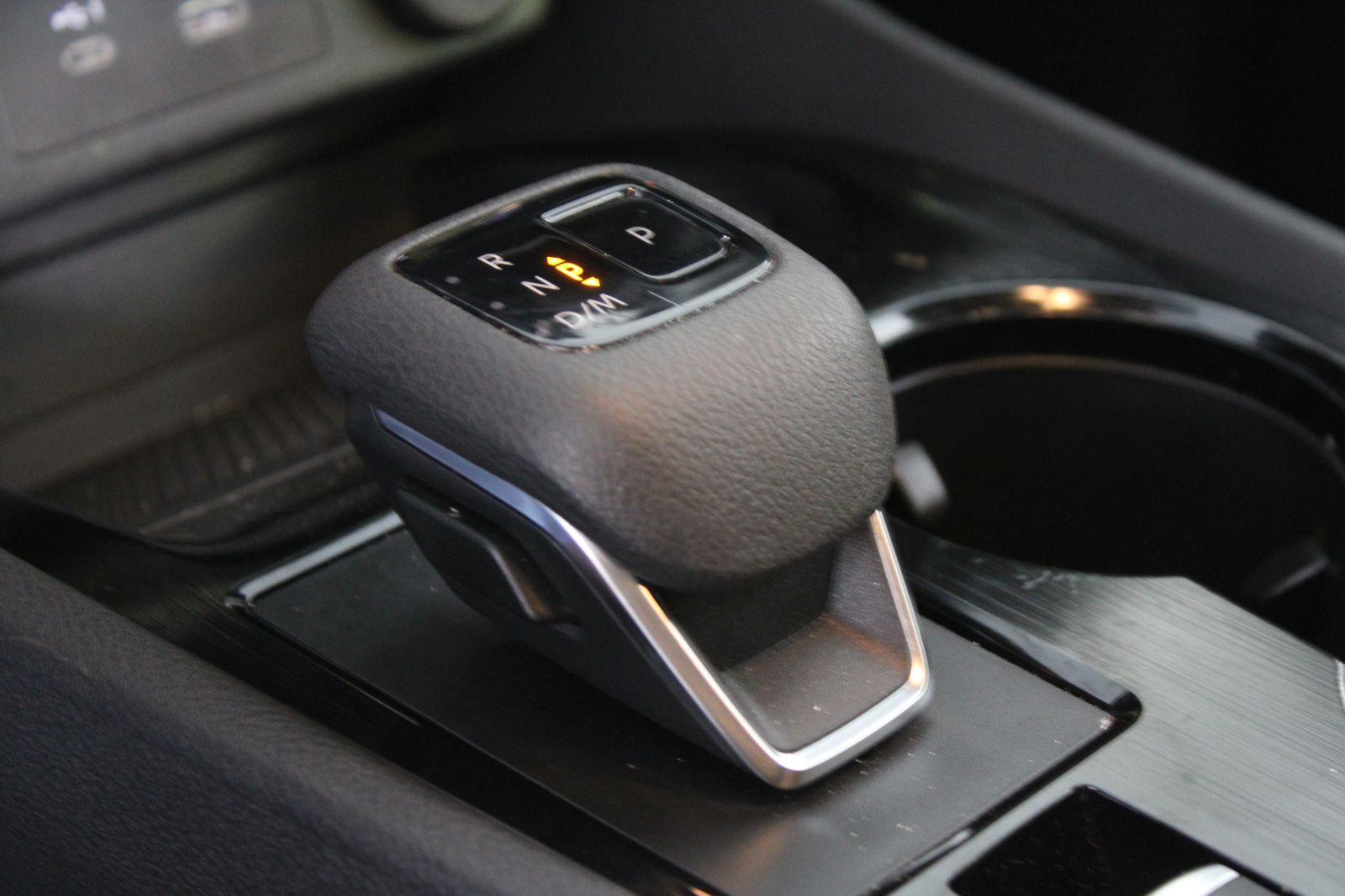 Used 2023 Blue Nissan SV image 18